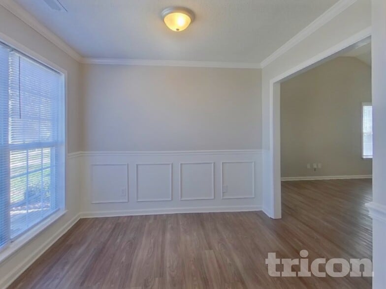 Building Photo - 12020 Brownestone View Dr