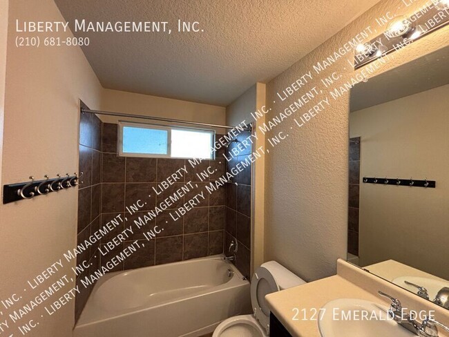 Building Photo - 2127 Emerald Edge