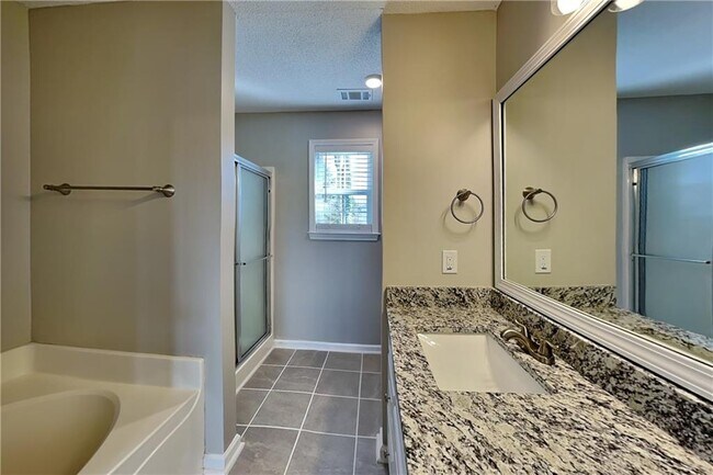 Building Photo - 962 Taylors Farm Ct