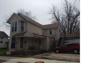 Building Photo - 535 & 535 1/2 Webster St
