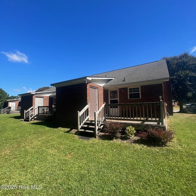 Building Photo - 4116 Bridge Ct