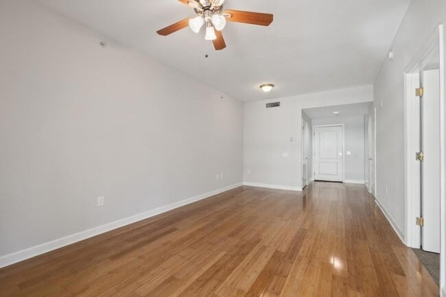 Building Photo - 195 14th St NE