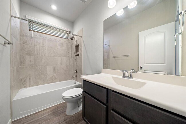 Building Photo - 27966 Rocky Heights Dr