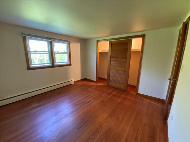 Building Photo - 244 Old Pawling Rd