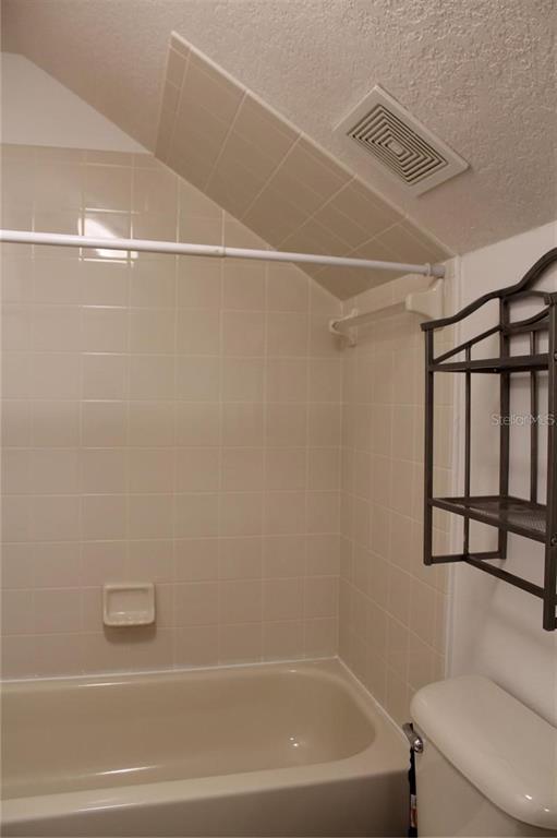 Building Photo - 1750 Horsechestnut Ct