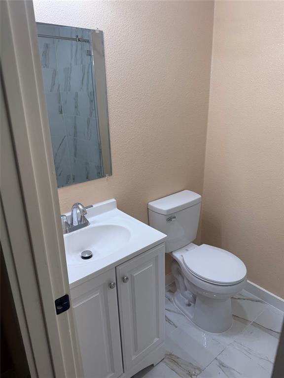 Building Photo - 212 TX-21