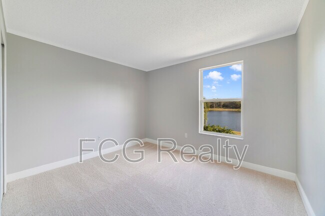 Building Photo - 3170 Santa Cruz Dr