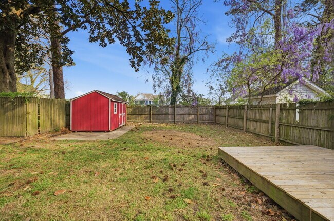 Building Photo - GORGEOUS 4 BED, 2.5 BATH HOME FOR RENT IN NORFOLK!