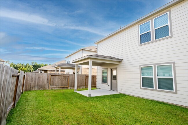 Building Photo - 211 Brazen Forest Trl