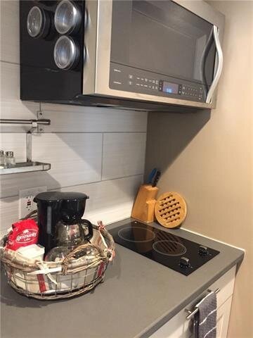 Building Photo - 1205 St Charles Ave