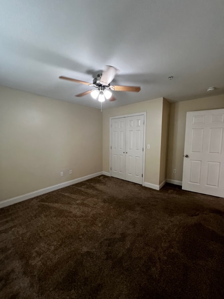 Building Photo - 9 Jenna Ln