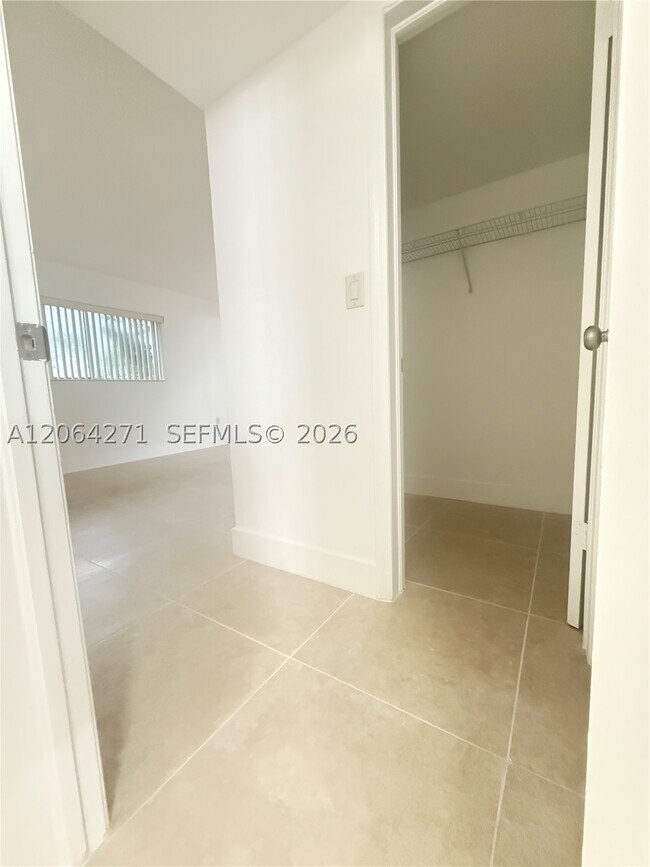 Building Photo - 7737 SW 88th St