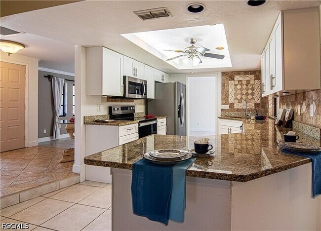 Building Photo - 6113 Deer Run