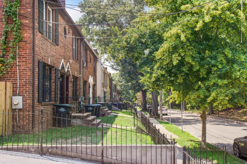 Building Photo - 349 Parkland Pl SE