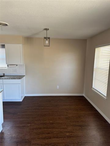 Building Photo - 5256 Benbrook St