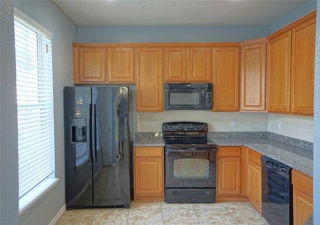 Building Photo - 6760 Eagle Feather Dr