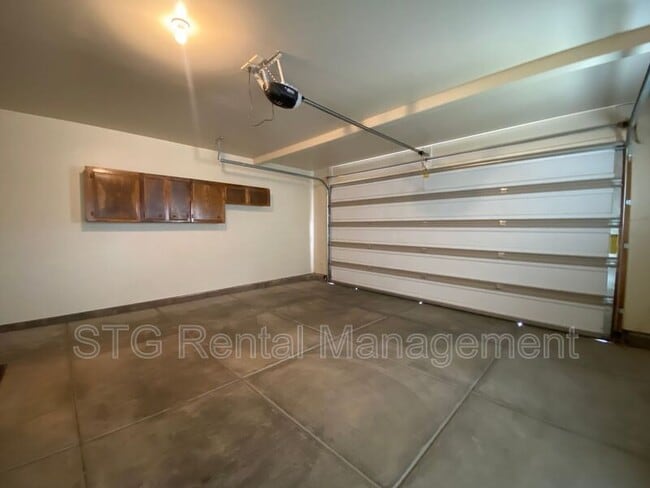 Building Photo - 3439 S Barcelona Dr