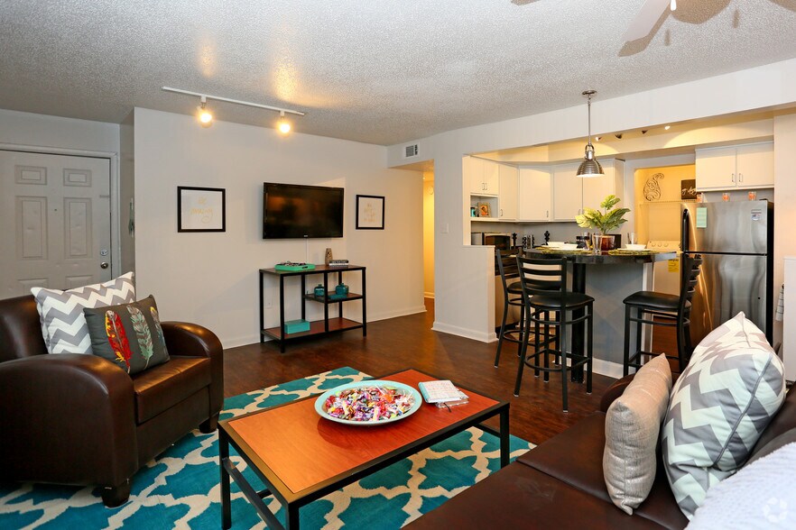 The Social Seminole 1001 Ocala Rd Tallahassee FL 32304 Apartment Finder