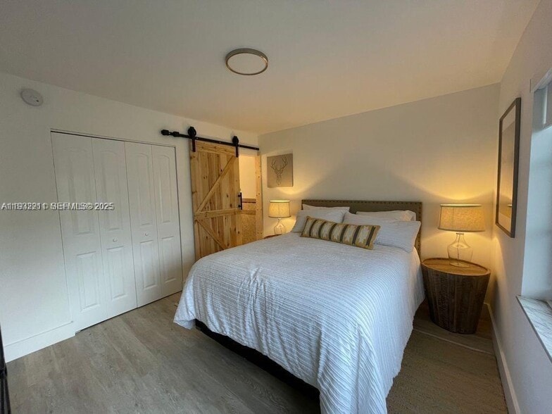 Building Photo - 3944 NE 167th St