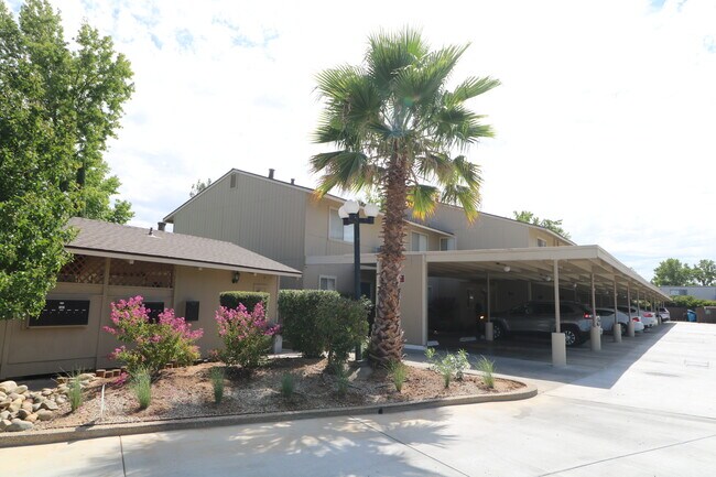 Building Photo - 2305 Cheim Blvd