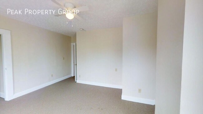 Building Photo - 79 E 7th Ave