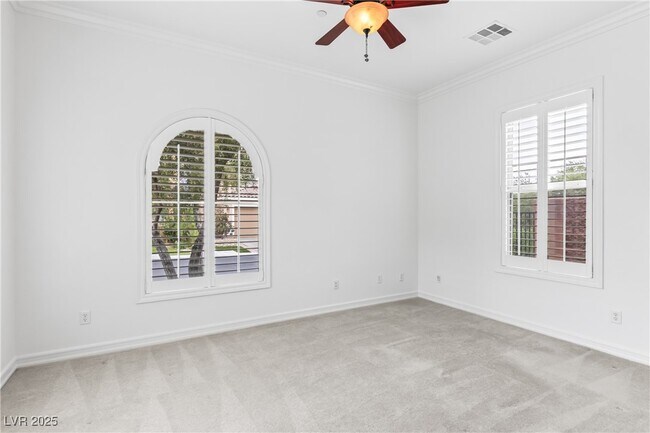 Building Photo - 58 Contrada Fiore Dr