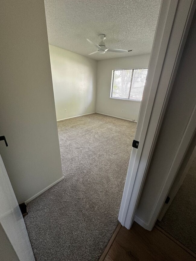 Building Photo - Remodeled Vintage home just 1 block from t...