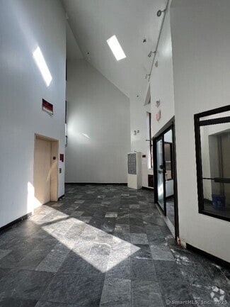 Building Photo - 183 Livingston Pl