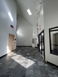 Building Photo - 183 Livingston Pl