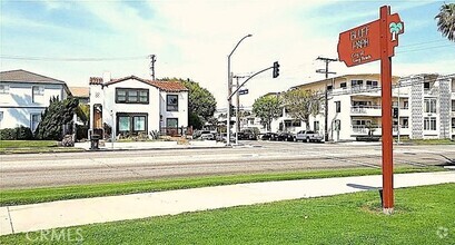 Building Photo - 3535 E Ocean Blvd