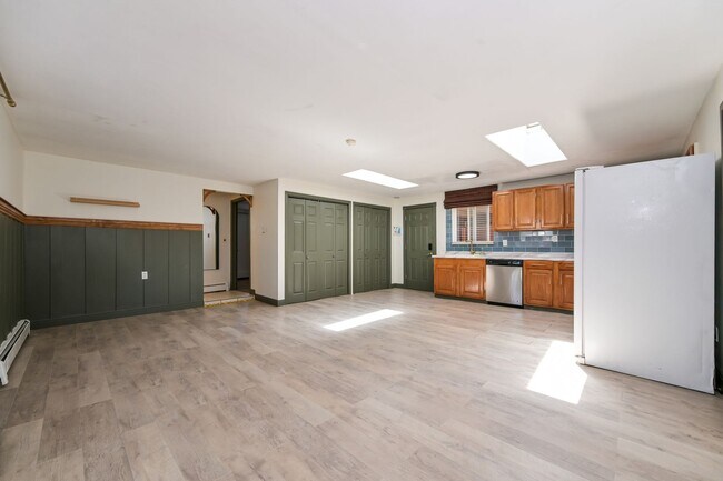 Building Photo - Spacious + Private 2BR/1BA in the Beautiful Golden, CO! Secluded AND Conveniently Located