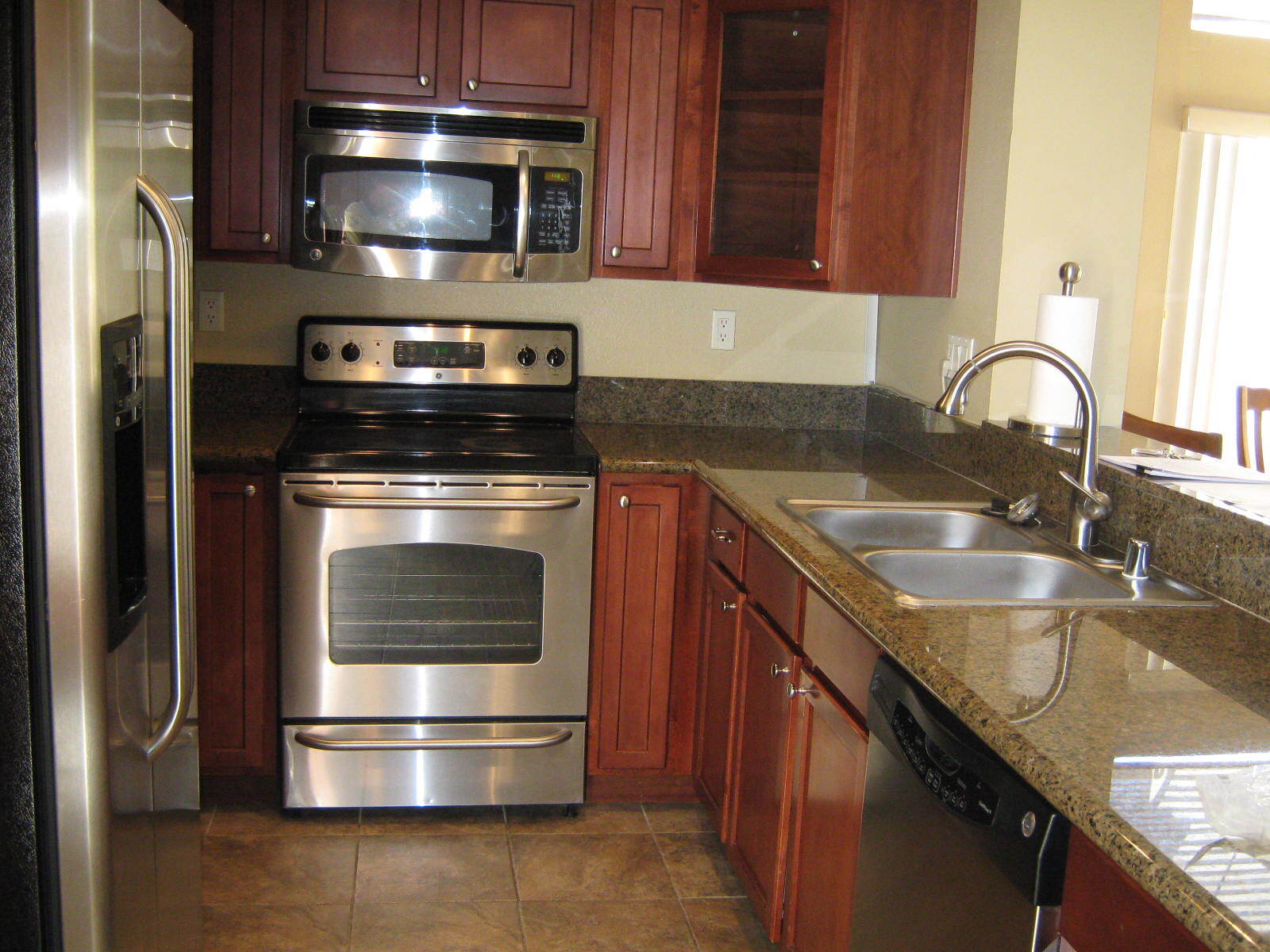 Building Photo - 15353 Maturin Dr