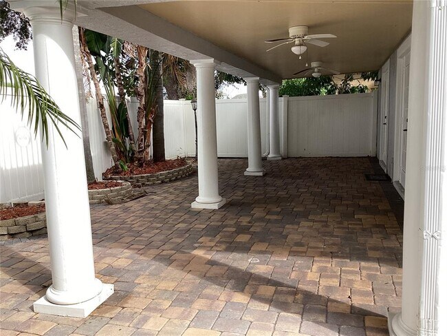 Building Photo - 3291 Brewster Dr