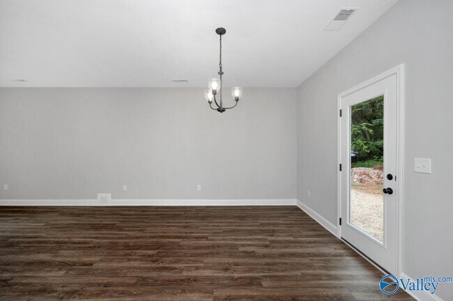 Building Photo - 1713 Golf Club Ln NW