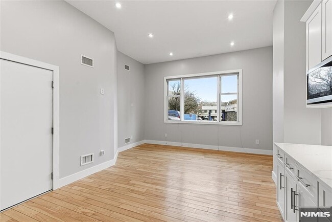 Building Photo - 12 Dempsey Ave
