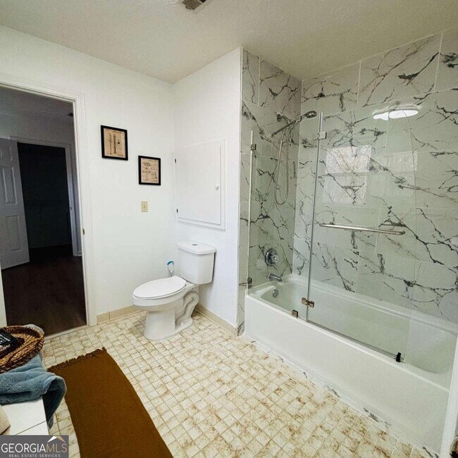 Building Photo - 3775 Belle Glade Trail SW