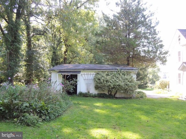 Building Photo - 5511 Williams Rd