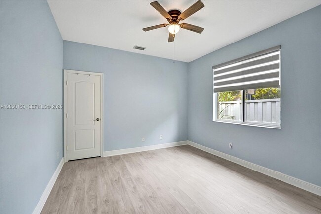 Building Photo - 6334 SW 192nd Ave