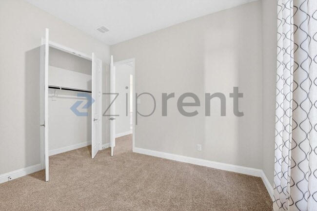 Building Photo - 4112 Dunlap Dr