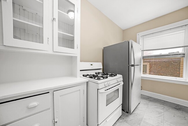 Building Photo - 230 Elmwood Ave