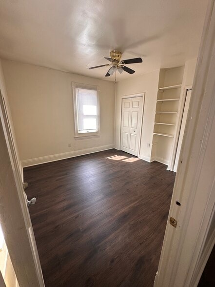 Building Photo - 611 Park St