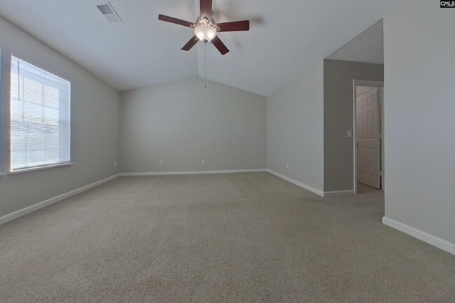 Building Photo - 390 Fox Trot Dr