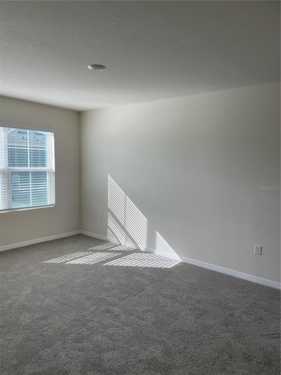 Building Photo - 3057 Canary Ave