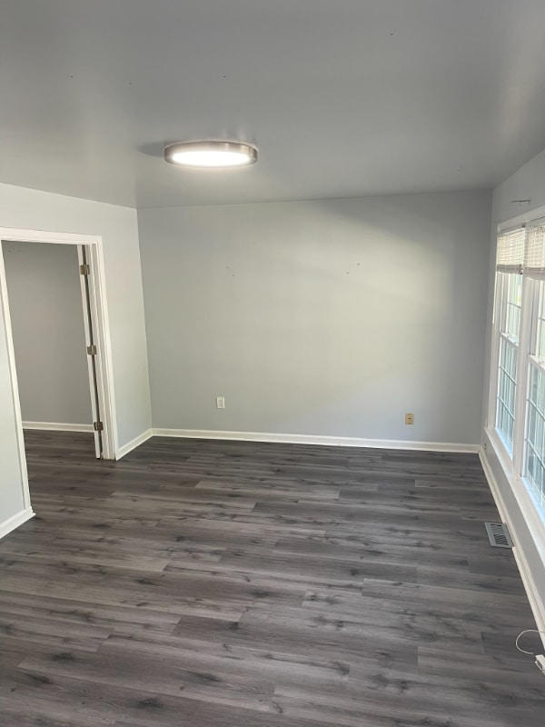 Building Photo - 104 Haverford Dr