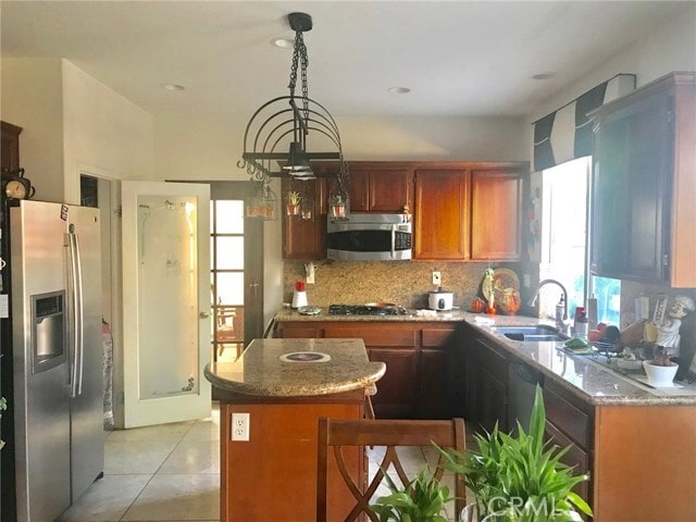 Building Photo - 9376 Live Oak Dr