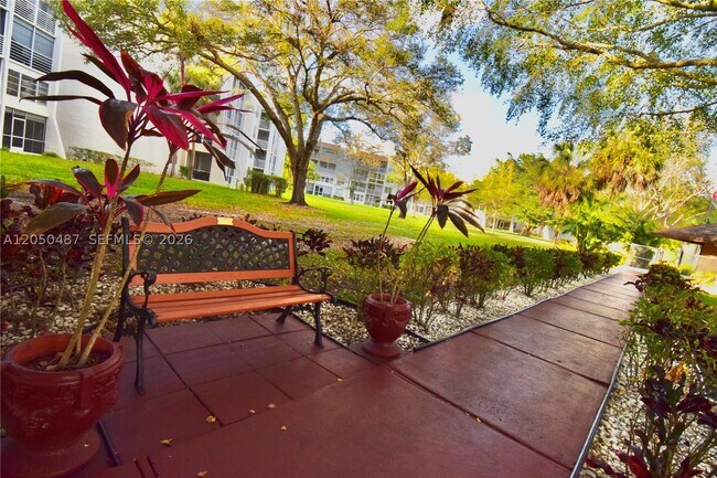 Building Photo - 9311 Orange Grove Dr