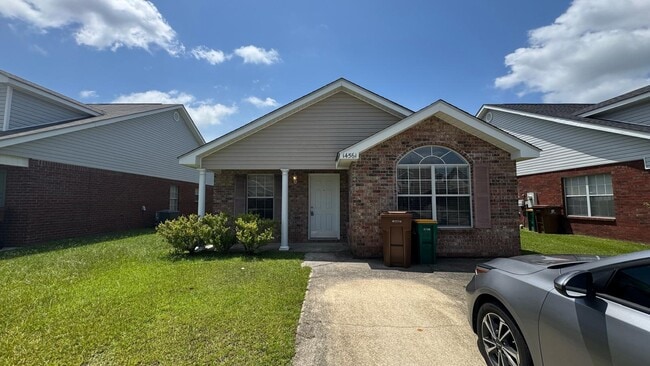Primary Photo - 14561 Indian Trails Cir