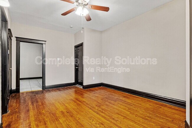 Building Photo - 3001 S Compton Ave