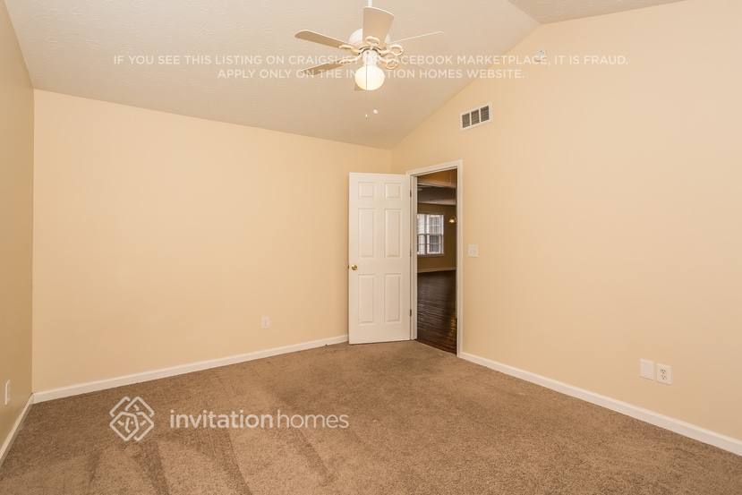 Building Photo - 210 Berkshire Pass