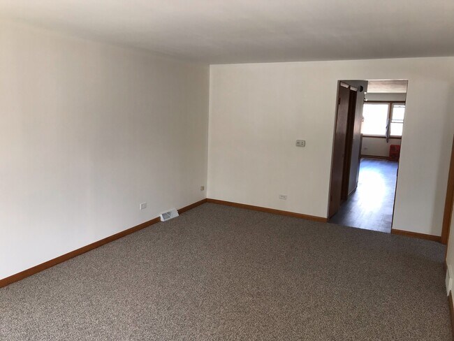 Living Room - 6700 W 63rd St